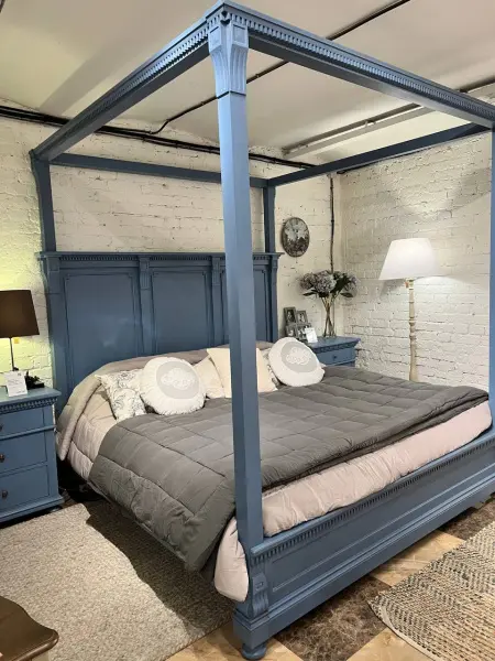 Кровать 200х200 с низким изножьем, с балдахином, морской антик с состариванием,с балдахином