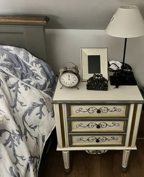 Тумбочка прикроватная Бергамо Романтик, молочный антик,с росписью,без направляющих