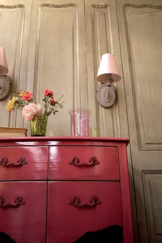 Комод Флоранс розовый в интерьере